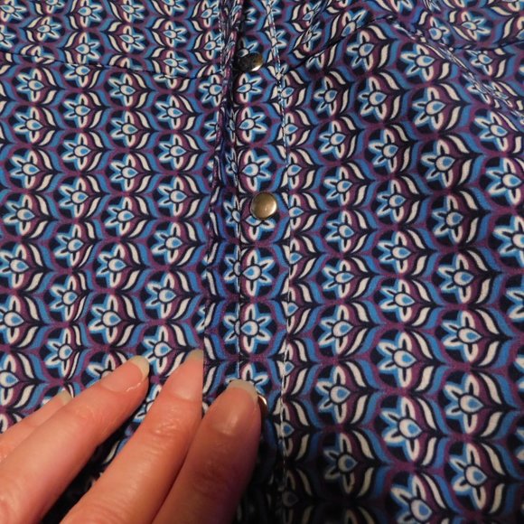 Sleeveless polyester sheath dress with ruffled hem - Picture 5 of 9